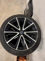 Volvo V60 Velgen met 235/40 R19 Banden, Auto-onderdelen, Banden en Velgen, 19 inch, Gebruikt, Banden en Velgen, Ophalen of Verzenden