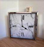 Riverdale tafel klok, Ophalen, Zo goed als nieuw