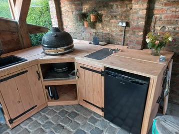 Douglas buitenkeuken Green egg kamado bbq Basterd pizza oven beschikbaar voor biedingen