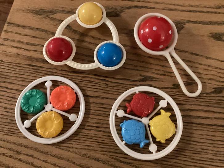 Vintage baby rammelaars,vis,bloem,bal,jaren 70,in ėén koop., Antiek en Kunst, Antiek | Speelgoed, Ophalen of Verzenden