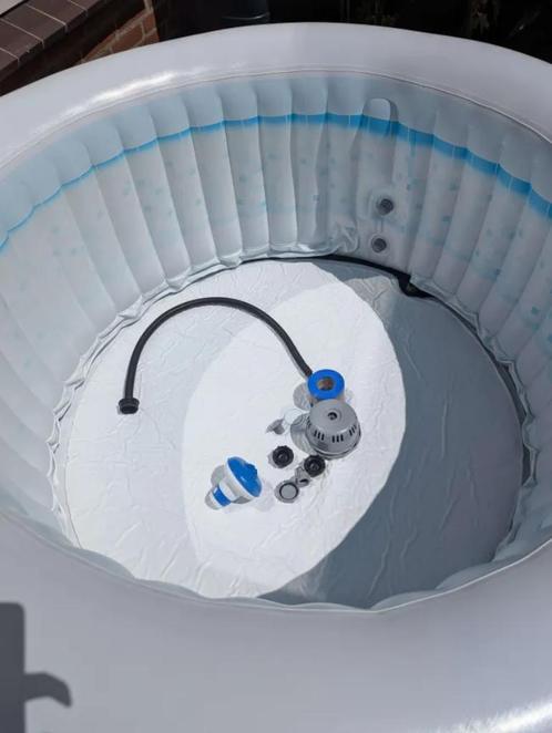 Bestway Lay-Z-Spa Miami, Tuin en Terras, Bubbelbaden en Hottubs, Gebruikt, Opblaasbaar, Afdekzeil, Filter, Pomp, Ophalen