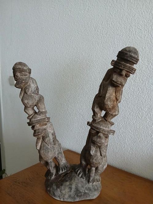 Afrikaans houten beeld Mfumte Mambila Kameroen ?, Antiek en Kunst, Kunst | Niet-Westerse kunst, Ophalen