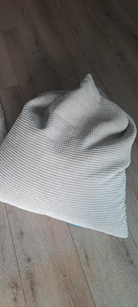 Ongebruikt beige Lounge Pug zitzak /vloerkussen 1-6jr, Huis en Inrichting, Zitzakken, Zo goed als nieuw, Ophalen