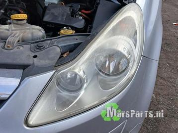 Koplamp links van een Opel Corsa beschikbaar voor biedingen