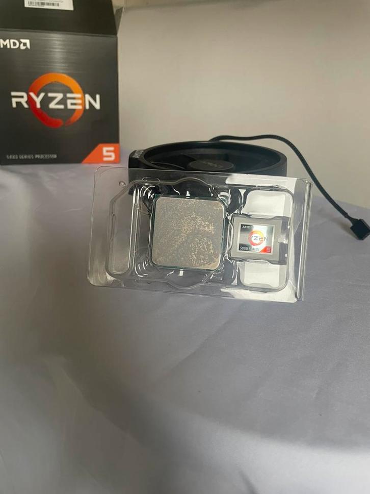 AMD Ryzen 7 1700 CPU – Compleet met doos & originele cooler, Computers en Software, Processors, Gebruikt, 8-core, 3 tot 4 Ghz