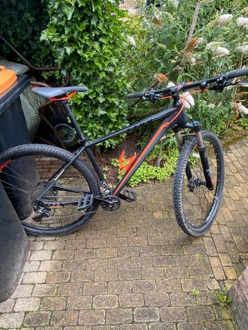 Mountainbikes, 2 stuks, merk Cube. beschikbaar voor biedingen