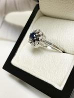 Witgouden Rozet Ring Saffier / Briljant Geslepen Diamant, Onbekend, Ophalen of Verzenden, Zo goed als nieuw, 17 tot 18