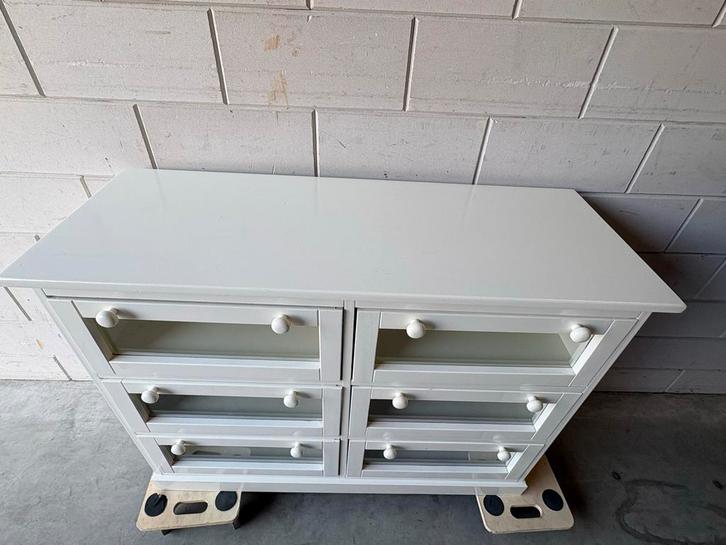 Wit Ladekastje met Glasplaatjes, Huis en Inrichting, Kasten | Dressoirs, Gebruikt, 50 tot 100 cm, 25 tot 50 cm, Met lade(s), Overige houtsoorten