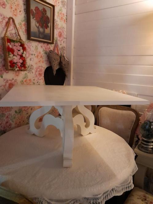 Klein model sierlijke salon tafel, Antiek en Kunst, Antiek | Meubels | Tafels, Ophalen