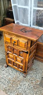 Leuke grotere brocante kast, Huis en Inrichting, Kasten | Overige, Ophalen, ., Zo goed als nieuw, .