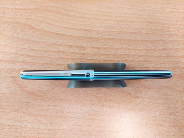 Vintage Gestreepte Platinum Vulpen 18k penpunt, Verzamelen, Pennenverzamelingen, Gebruikt, Vulpen, Overige merken, Ophalen of Verzenden