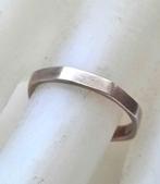Mooie acht-kantige zilveren ring, Ophalen, Zo goed als nieuw, 17 tot 18, Dame of Heer
