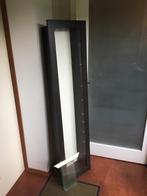 Ikea Bertby Vitrinekast donkerbruin, Huis en Inrichting, Kasten | Vitrinekasten, Ophalen, Minder dan 50 cm, Gebruikt, Minder dan 25 cm