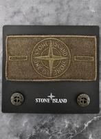Stone Island badge logo khaki patch incl knopen NIEUW, Ophalen of Verzenden, Nieuw