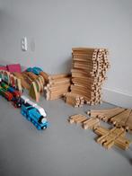 Houten speeltrein met extra's, Kinderen en Baby's, Speelgoed | Houten speelgoed, Ophalen, Gebruikt, Overige typen