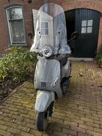 BTC Riva scooter met valbeugel + slot., Fietsen en Brommers, Scooters | Overige merken, Ophalen, Gebruikt, Maximaal 45 km/u, Benzine