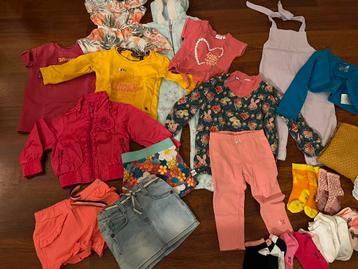 Meisjeskleding vanaf maat 86 beschikbaar voor biedingen