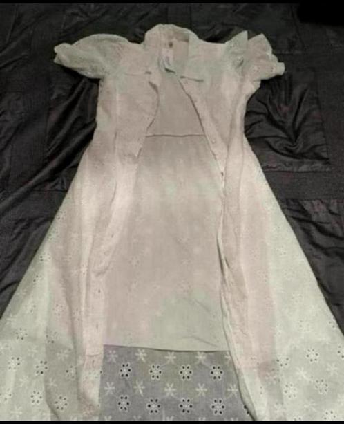 Witte Jurk, maat 36 . NIEUW met kaartje eraan, Kleding | Dames, Jurken, Nieuw, Maat 36 (S), Wit, Onder de knie, Ophalen of Verzenden