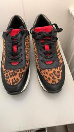Bull Boxer sneakers maat 40  echt leer, Kleding | Dames, Schoenen, Verzenden, Gedragen, Sneakers of Gympen