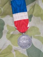 Franse zilveren medaille 1932 Minister du commercele, Postzegels en Munten, Penningen en Medailles, Ophalen of Verzenden, Zilver