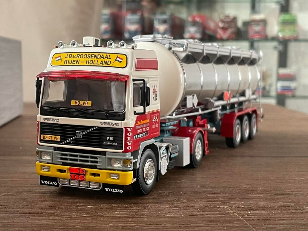 Wsi Volvo F16 J.B. van Roosendaal, Hobby en Vrije tijd, Modelauto's | 1:50, Ophalen of Verzenden, Nieuw, Bus of Vrachtwagen, Wsi