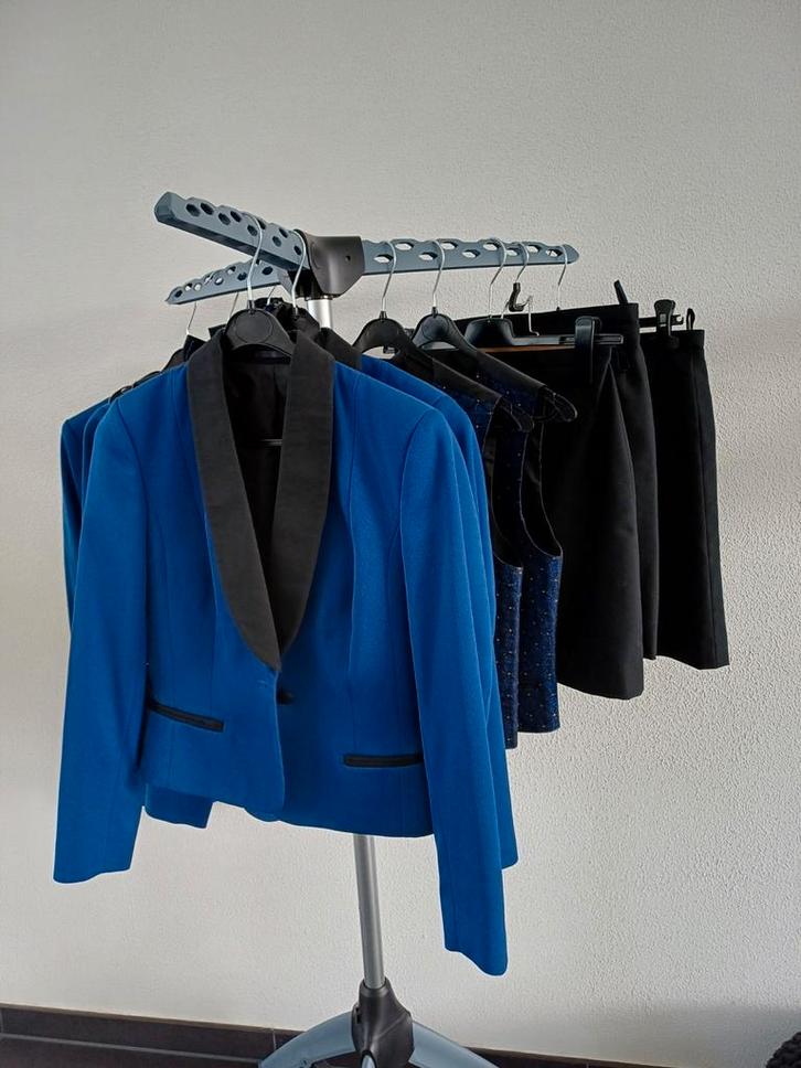 Mantelpakje 3-delig, Kleding | Dames, Jasjes, Kostuums en Pakken, Zo goed als nieuw, Maat 36 (S), Blauw, Ophalen of Verzenden