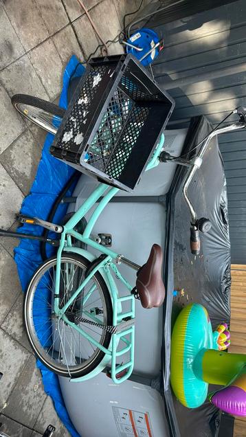 Zo goed als nieuwe meisjes fiets beschikbaar voor biedingen