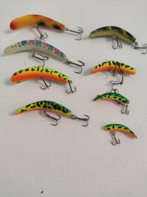8 stuks vintage banaanplugjes ( kunstaas ), Watersport en Boten, Hengelsport | Roofvissen, Overige typen, Ophalen of Verzenden