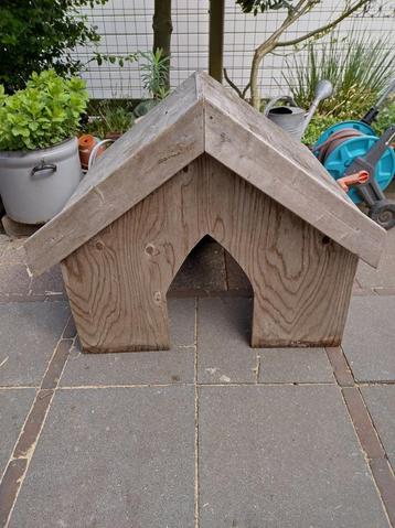 Schuilhok voor konijnen kippen of cavia,s beschikbaar voor biedingen