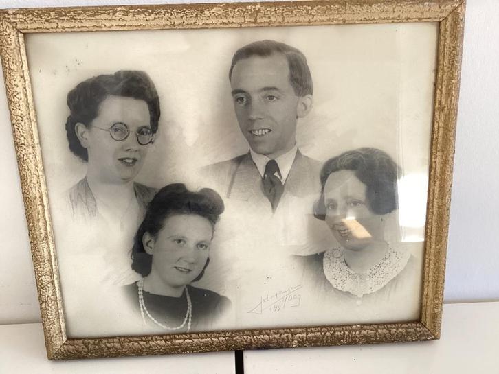 Oude Antieke Schilderijlijst Fotolijst Lijst 1944 Foto, Antiek en Kunst, Kunst | Schilderijen | Klassiek, Ophalen