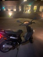 Piaggo nrg mc3 sport, Fietsen en Brommers, Scooters | Peugeot, Ophalen, Zo goed als nieuw, Benzine, Overige modellen