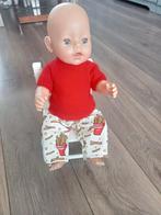 Broek met frietjes print en rood truitje voor baby born pop, Kinderen en Baby's, Speelgoed | Poppen, Ophalen of Verzenden, Nieuw