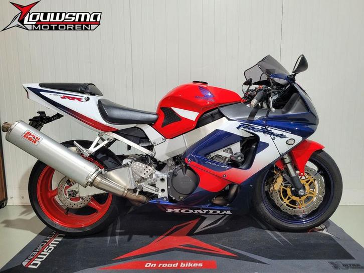 *VERKOCHT* Honda Fireblade 929 RR – NL motor – BOS uitlaat, Motoren, Motoren | Honda, Bedrijf, Super Sport, meer dan 35 kW, 4 cilinders