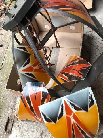 Amsterdamse school lamp beschikbaar voor biedingen