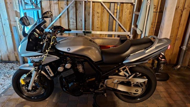 Yamaha motor, Motoren, Motoren | Yamaha, Particulier, Sport, meer dan 35 kW, 4 cilinders, Motorrijbewijs A, Handvatverwarming