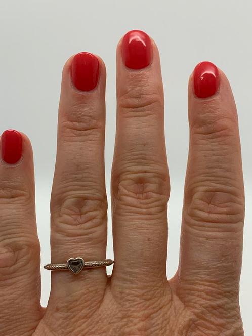 W63 Pandora zilveren ring hartje maat 17,5, Sieraden, Tassen en Uiterlijk, Ringen, Dame, 17 tot 18, Zilver, Zilver, Ophalen of Verzenden
