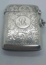 Antiek zilveren tondeldoosje met hanger, Antiek en Kunst, Antiek | Goud en Zilver, Ophalen of Verzenden