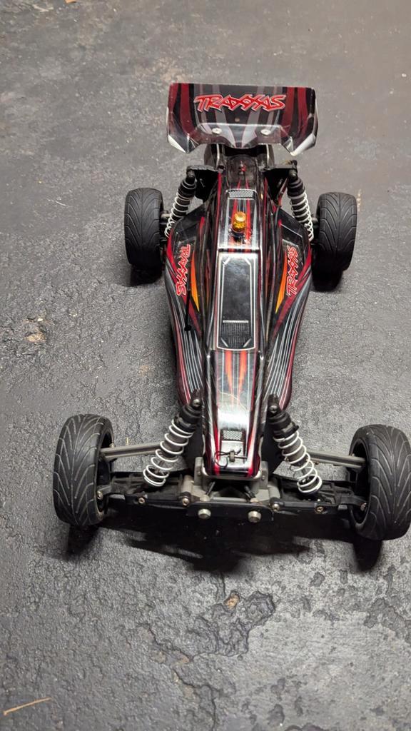 Traxxas bandit met extras, Hobby en Vrije tijd, Modelbouw | Radiografisch | Auto's, Gebruikt, Auto offroad, Elektro, Schaal 1:10