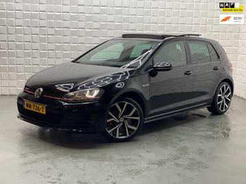 Volkswagen Golf 2.0 TSI GTI PANO AUTOMAAT CRUISE beschikbaar voor biedingen