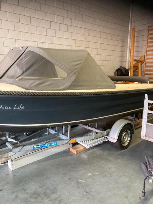 Sloep, Watersport en Boten, Sloepen, Zo goed als nieuw, 10 tot 30 pk, 3 tot 6 meter, Buitenboordmotor, Benzine, Polyester, Ophalen