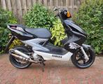 Yamaha Aerox / Max Biaggi / 50cc / Brom. / 3.500 Km, Ophalen, Aerox, Maximaal 45 km/u, Zo goed als nieuw