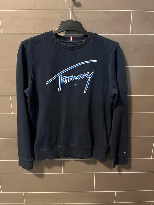 Donkerblauwe Tommy Hilfiger sweater, maat XS (176), Kleding | Heren, Truien en Vesten, Zo goed als nieuw, Maat 46 (S) of kleiner