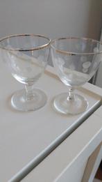 2 borrel glaasjes geslepen met stippen, Ophalen of Verzenden