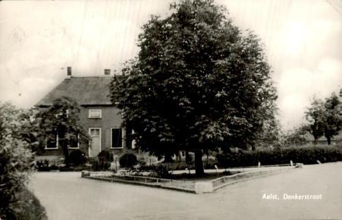 Donkerstraat in Aalst, Verzamelen, Ansichtkaarten | Nederland, Gelopen, Gelderland, Voor 1920, Ophalen of Verzenden
