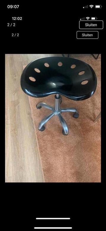 Stoel beschikbaar voor biedingen