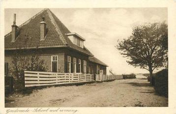 (377-402-015) Goedereede School met Woning beschikbaar voor biedingen