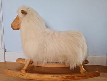 Hobbelschaap/ rocking sheep Povl Kjer beschikbaar voor biedingen