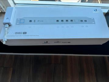 Ubiquite UniFi USG-4 Pro + Cloud key beschikbaar voor biedingen