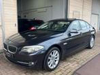BMW 5-Serie 3.0 I 528 AUT 2010 Grijs Nieuwe APK, Auto's, Achterwielaandrijving, Beige, 2996 cc, Leder