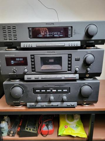 Phillips FA 930 met Tuner FT 930 en Cassettedeck Fc 950 beschikbaar voor biedingen
